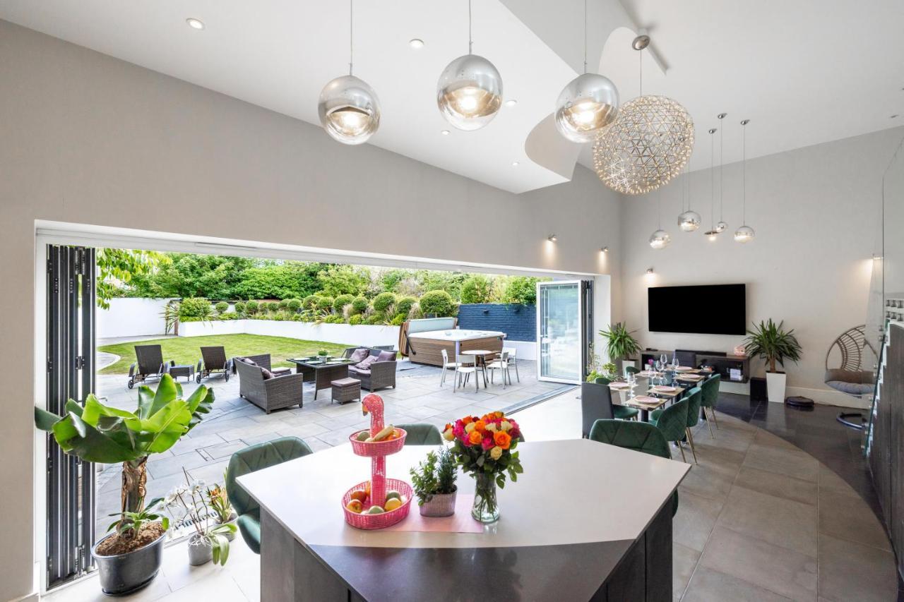 일링 Dream House London With Gym, Cinema And Housekeeper 빌라 외부 사진