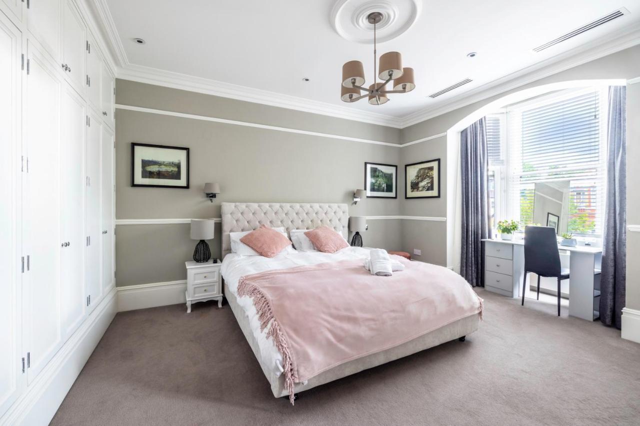 일링 Dream House London With Gym, Cinema And Housekeeper 빌라 외부 사진
