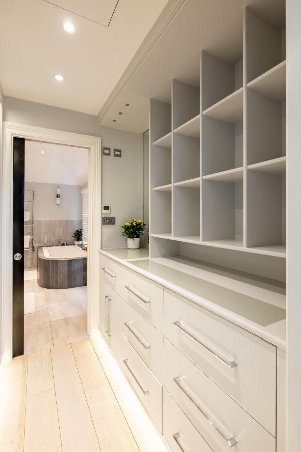 일링 Dream House London With Gym, Cinema And Housekeeper 빌라 외부 사진