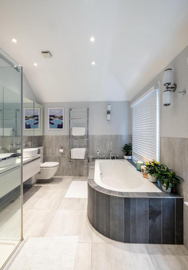 일링 Dream House London With Gym, Cinema And Housekeeper 빌라 외부 사진