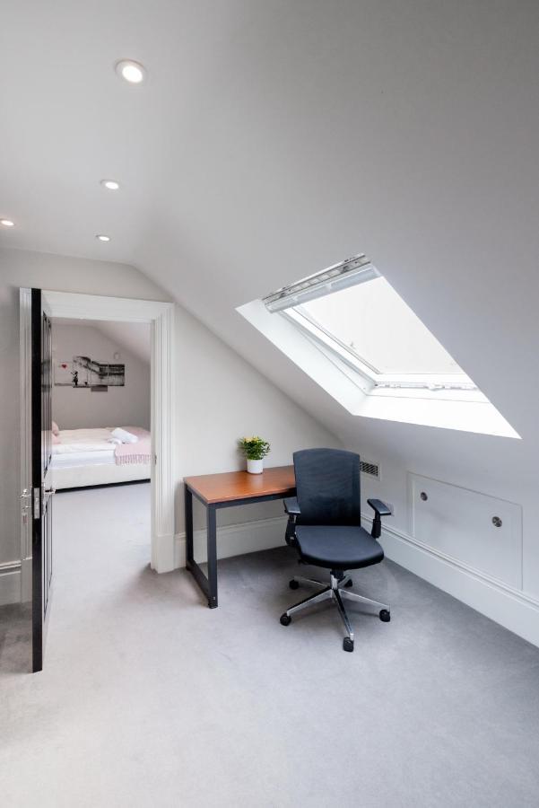 일링 Dream House London With Gym, Cinema And Housekeeper 빌라 외부 사진