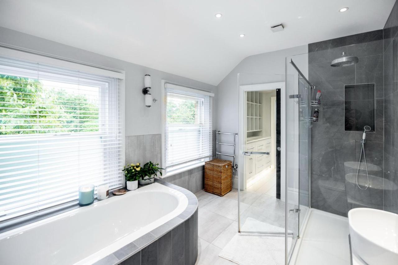 일링 Dream House London With Gym, Cinema And Housekeeper 빌라 외부 사진