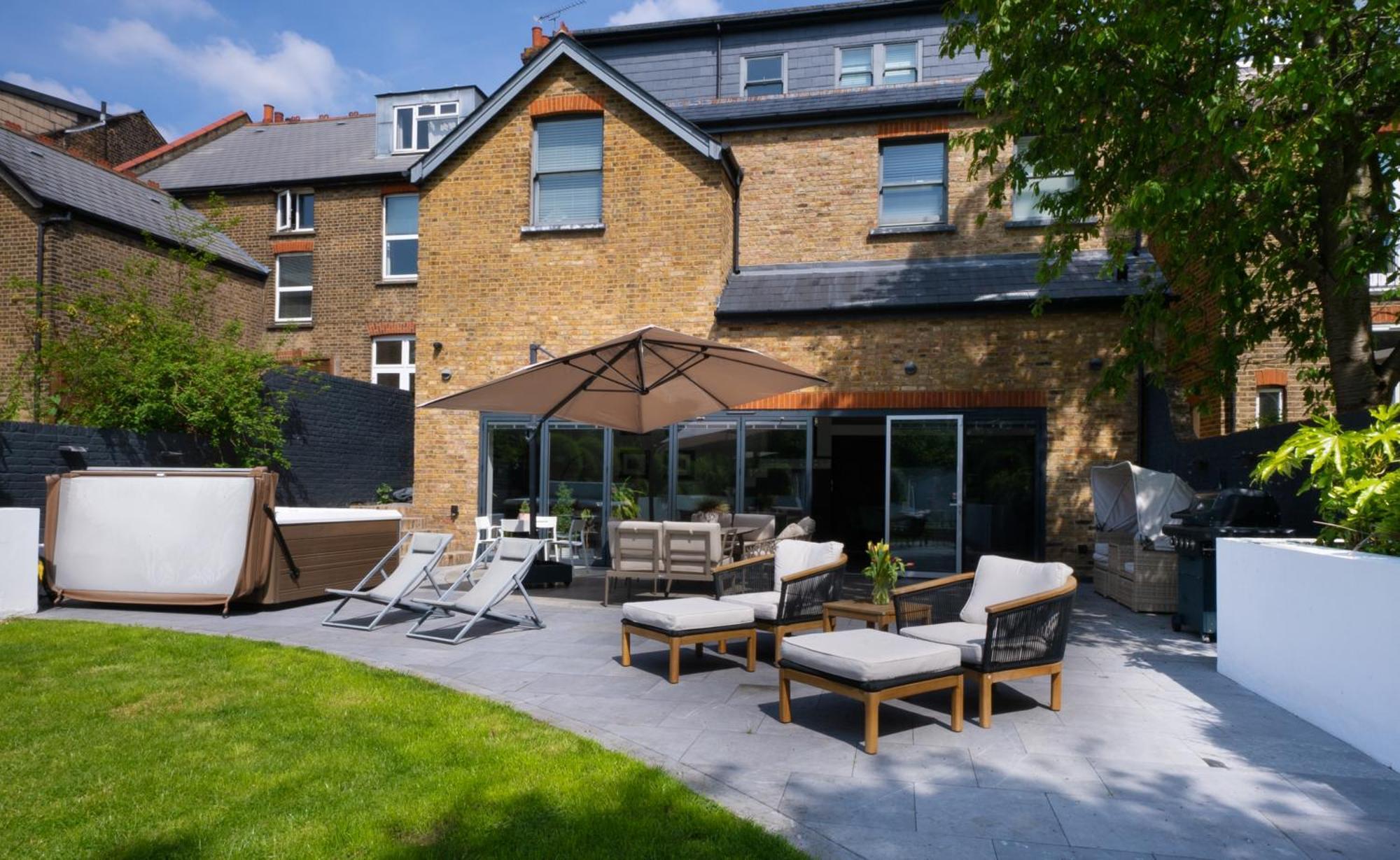 일링 Dream House London With Gym, Cinema And Housekeeper 빌라 외부 사진