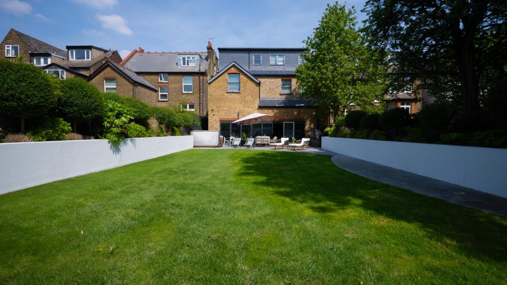 일링 Dream House London With Gym, Cinema And Housekeeper 빌라 외부 사진